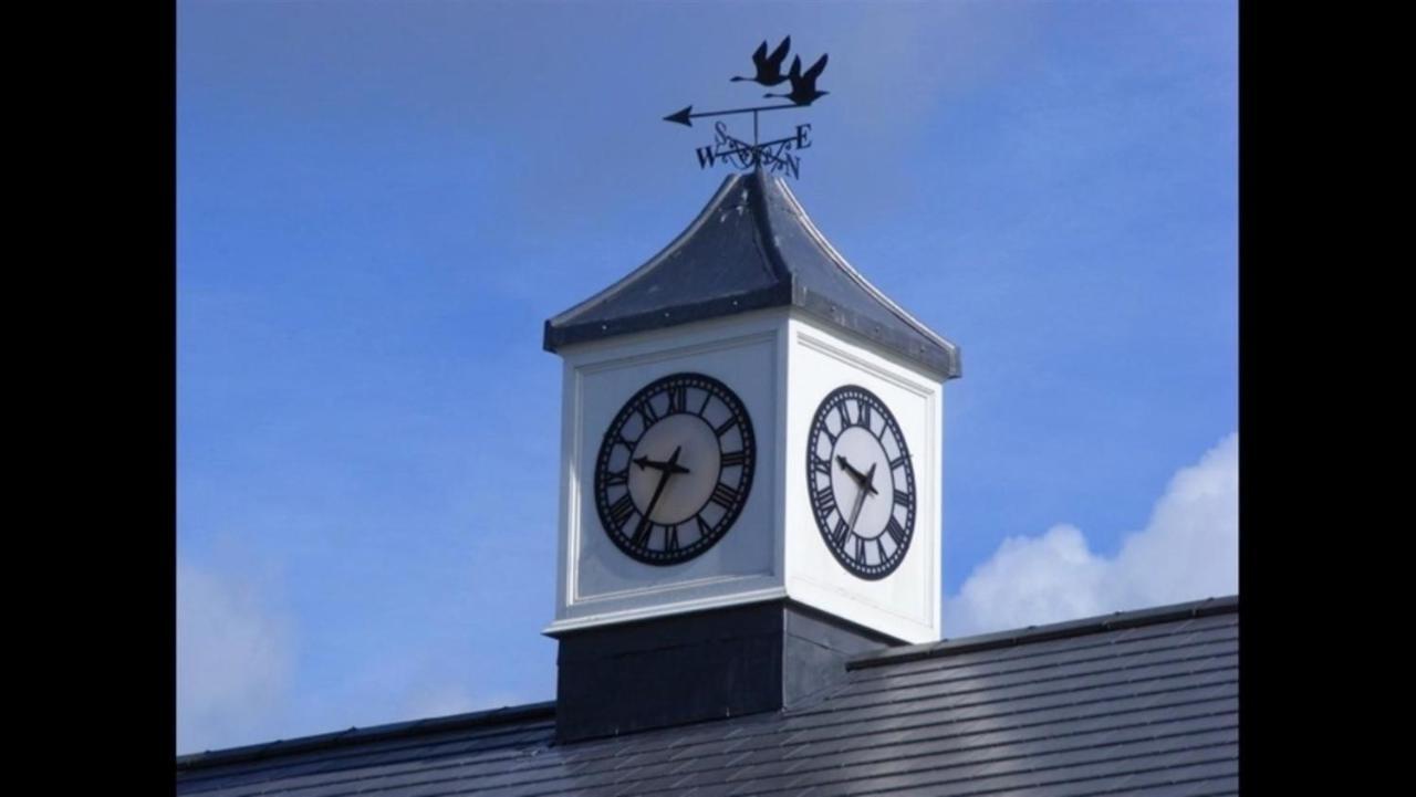 Luxury Cottage Clocktower Royal Hillsborough Moira  Exterior photo
